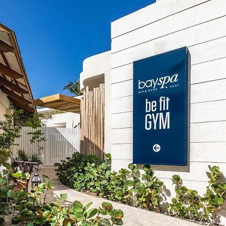 Be Live Collection Punta Cana Adults Only Exterior photo The entrance to the boyspa at the Atlantis Paradise Island